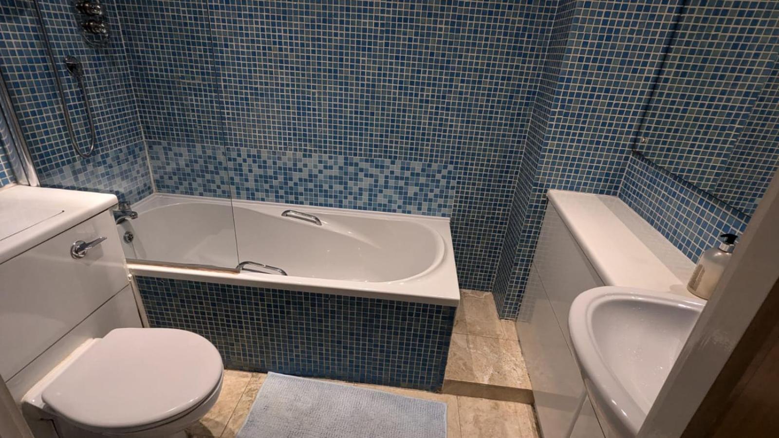 Spacious 2 Bed Apartment In Manchester City Centre Esterno foto